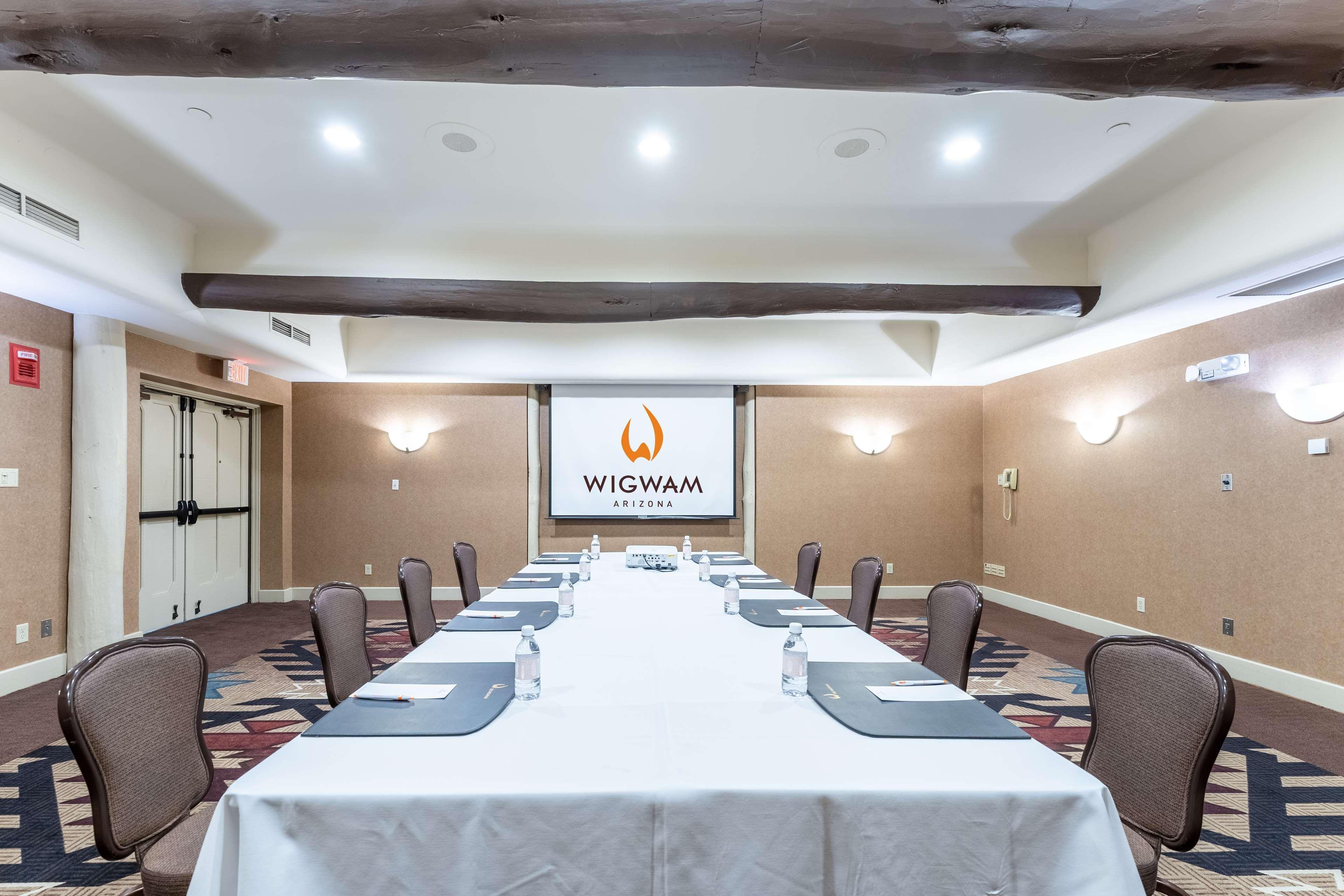 The Wigwam Hotel Litchfield Park Bagian luar foto